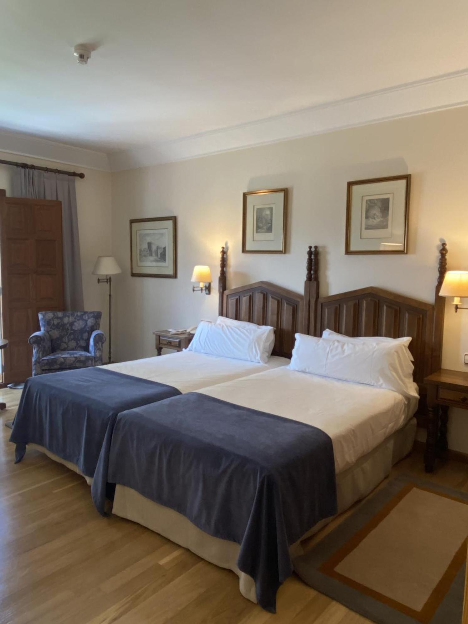 Parador De Вильяльба Экстерьер фото